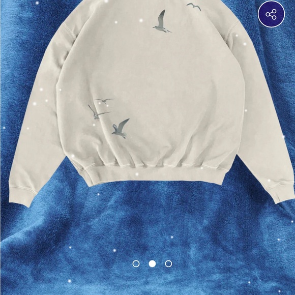 Taylor Swift 1989 (TV) Official Merch Beige Seagulls Sweatshirt. - Picture 3 of 5